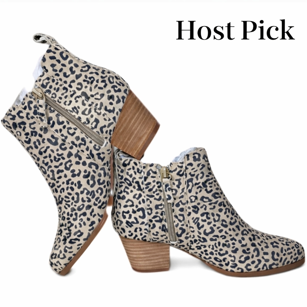 Violet & Red Animal Print Heeled Bootie Size 7M